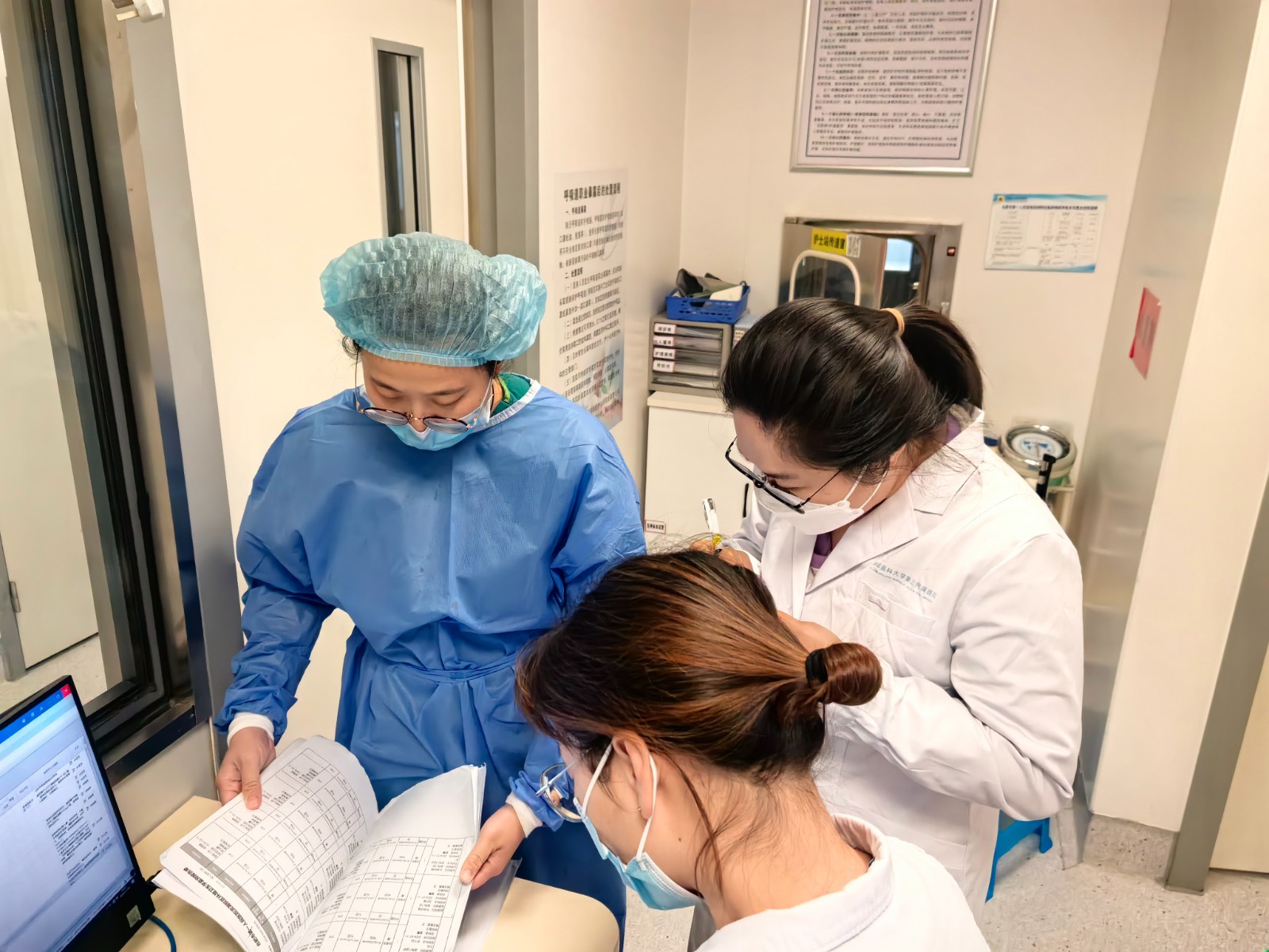 5f965c3abf8a45dcadacc5bcda0157df